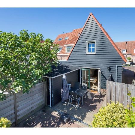 Quietly Located House Within Walking Distance Of The Beach Domburg Exterior photo